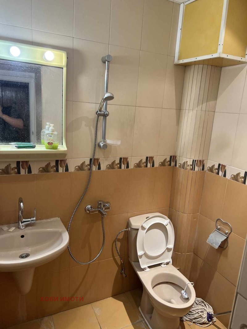 Til leje  1 soveværelse Plovdiv , Tsentar , 65 kvm | 29609411 - billede [11]