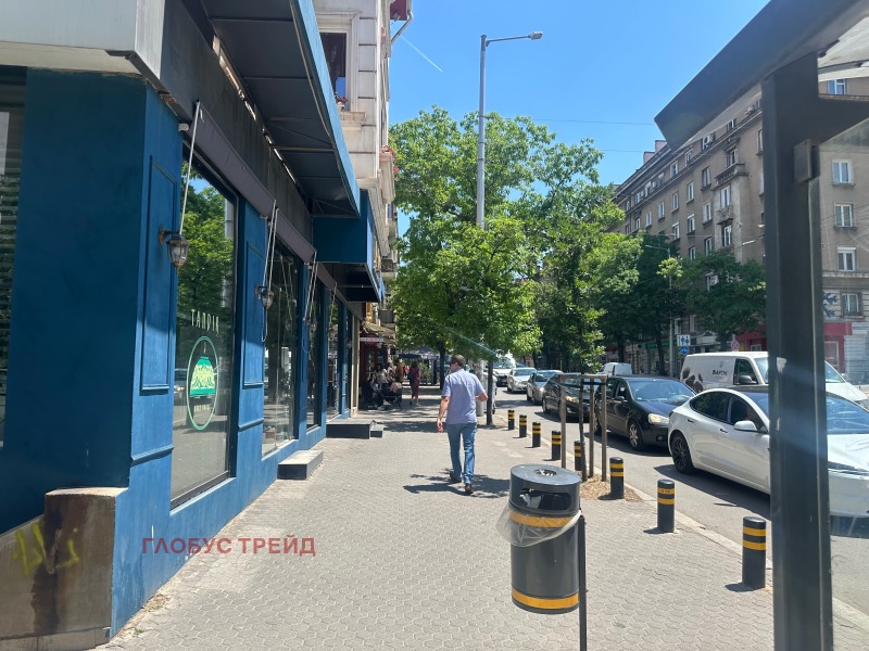 Дава под нем  Заведение, град София, Център • 4 000 EUR • ID 19991641 — holmes.bg - [1] 