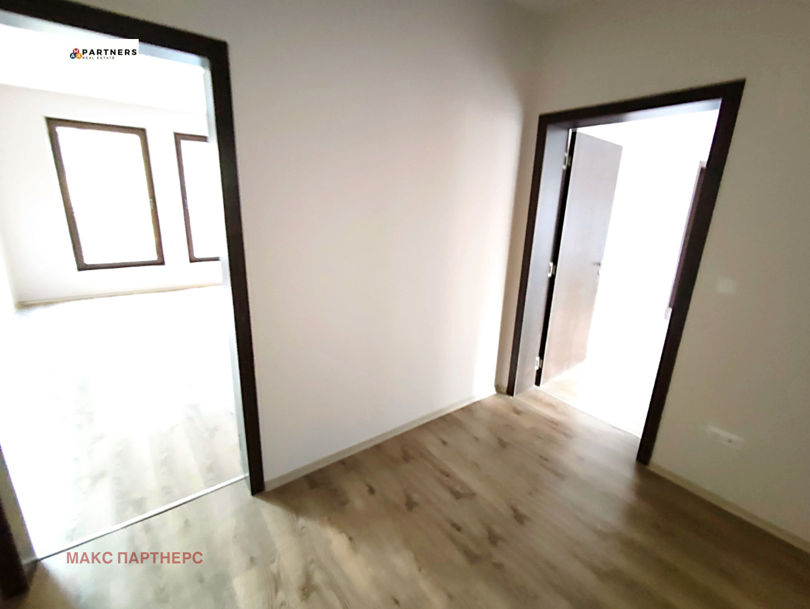 Дава под наем ОФИС, гр. Варна, Център, снимка 5 - Офиси - 54156101