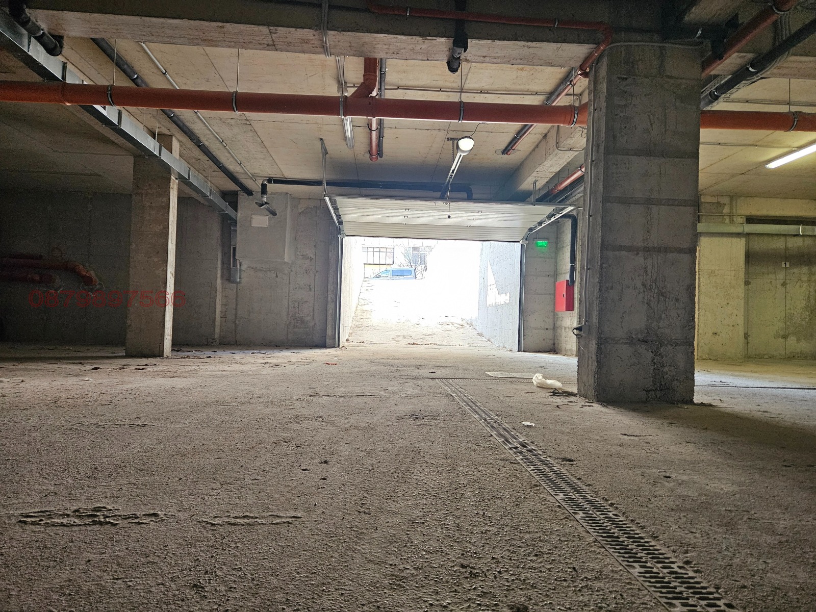 Дава под наем ГАРАЖ, ПАРКОМЯСТО, гр. Варна, Младост 1, снимка 3 - Гаражи и паркоместа - 53850655