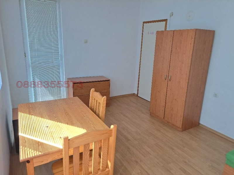 Дава под наем СТАЯ, гр. Плевен, Идеален център, снимка 4 - Стаи под наем - 52782125