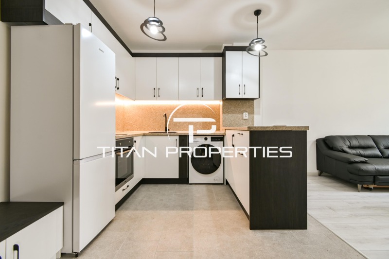 Дава под нем  2-стаен, град София, Редута •  588 € • ID 46189695 — holmes.bg - [1] 