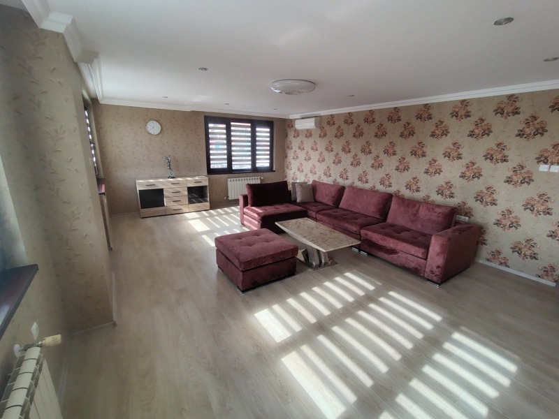 Дава под наем ЕТАЖ ОТ КЪЩА, гр. София, Требич, снимка 5 - Етаж от къща - 53171950