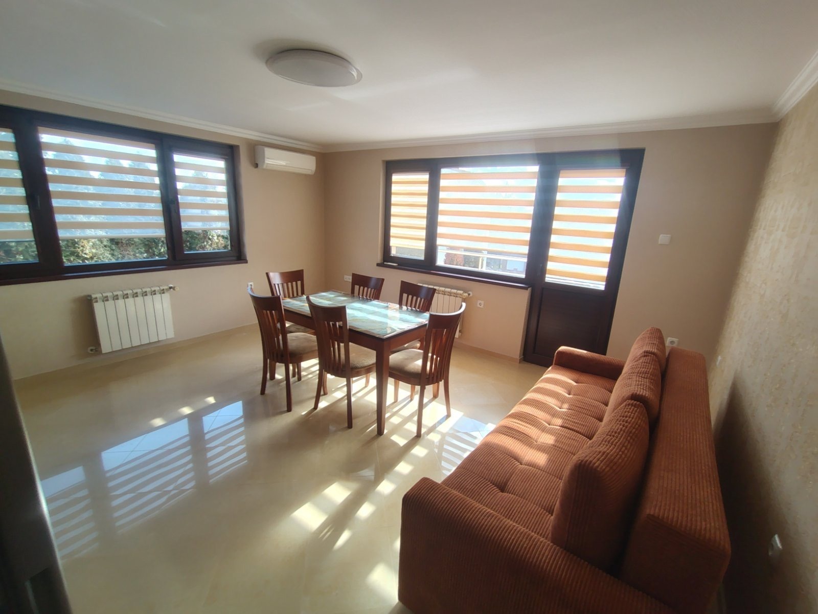 Дава под наем ЕТАЖ ОТ КЪЩА, гр. София, Требич, снимка 3 - Етаж от къща - 53171950