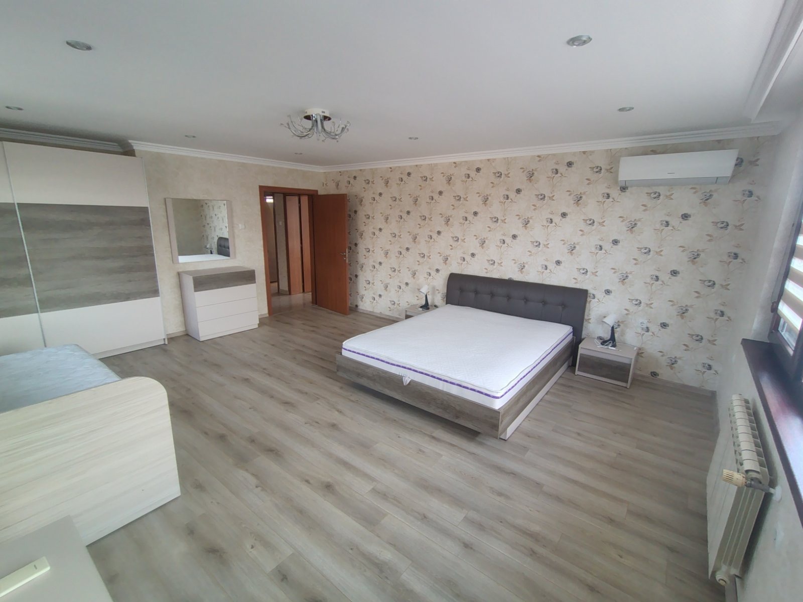 Дава под наем ЕТАЖ ОТ КЪЩА, гр. София, Требич, снимка 8 - Етаж от къща - 53171950