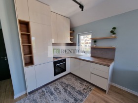 1 quarto Trochevo, Varna 8