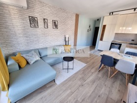 1 quarto Trochevo, Varna 2