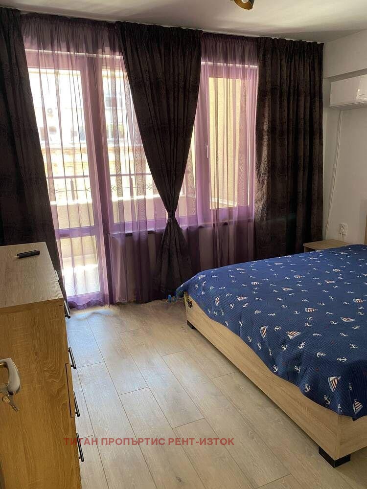 Дава под наем 2-СТАЕН, гр. Бургас, Лазур, снимка 4 - Апартаменти - 53244587