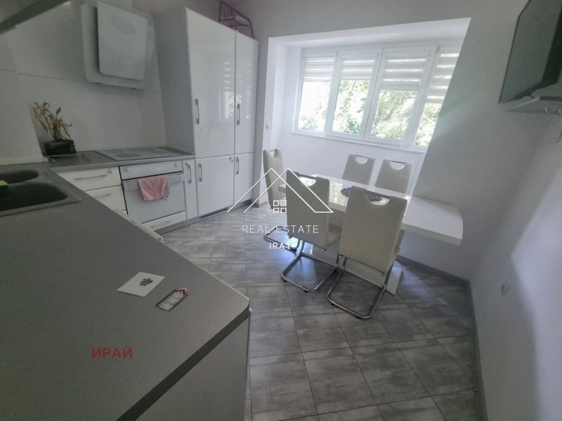 K pronájmu  1 ložnice Stara Zagora , Centar , 50 m2 | 32344062 - obraz [3]