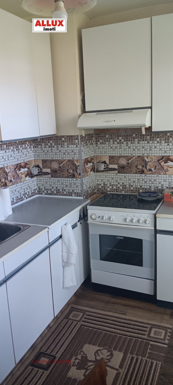 För uthyrning  1 sovrum Ruse , Tjarodeika - Jug , 65 kvm | 70790705 - bild [5]