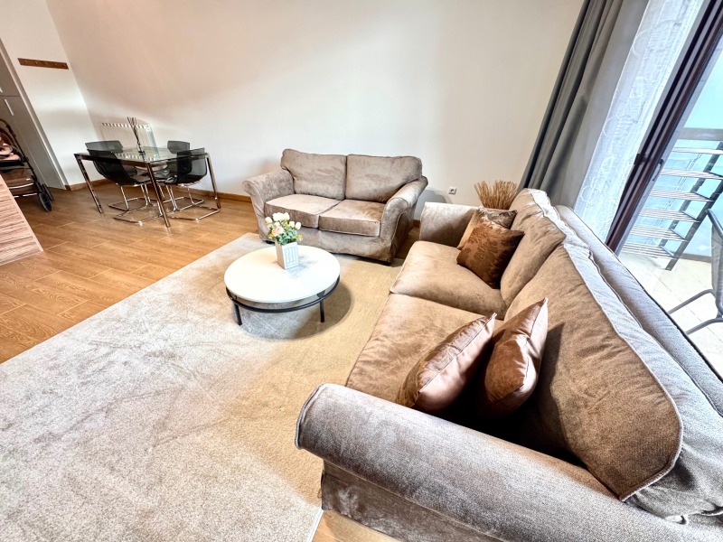 Para alugar  2 quartos Sofia , Vitocha , 109 m² | 94870387 - imagem [2]