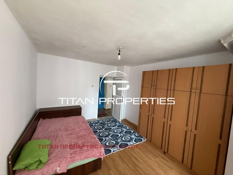 Дава под наем 3-СТАЕН, гр. Бургас, Възраждане, снимка 2 - Апартаменти - 51878901