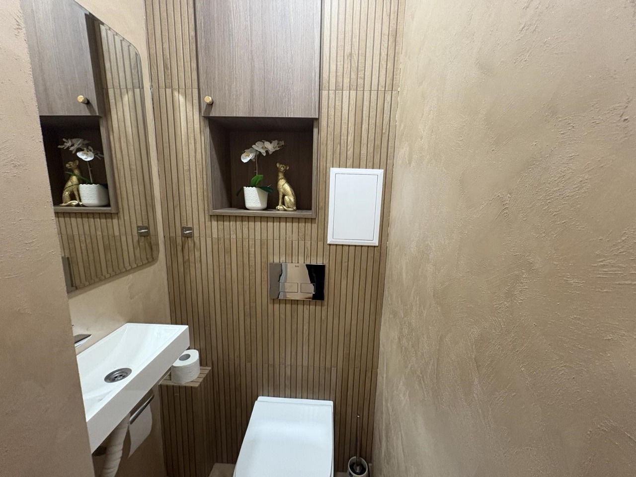 Дава под наем 3-СТАЕН, гр. София, Света Троица, снимка 13 - Апартаменти - 55616115