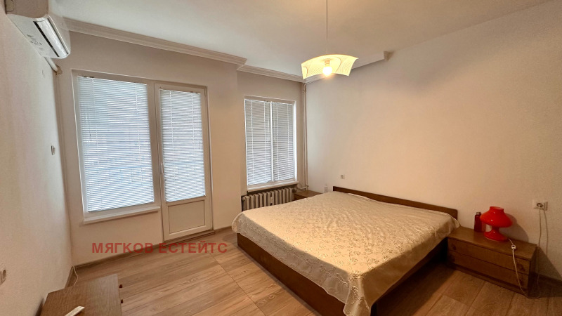 Дава под наем 2-СТАЕН, гр. София, Лозенец, снимка 5 - Апартаменти - 53183963