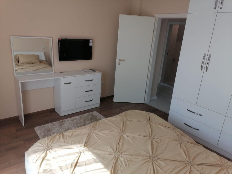 De inchiriat  2 dormitoare Plovdiv , Țentâr , 100 mp | 88248613 - imagine [8]