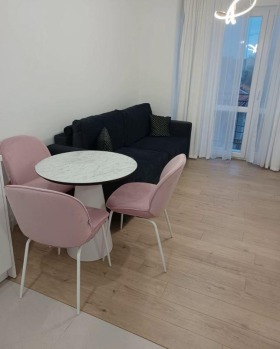 1 Schlafzimmer Komatewski wazel, Plowdiw 2