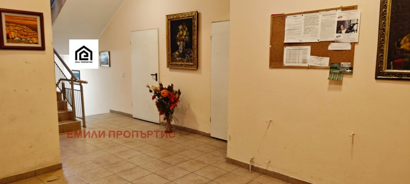 K pronájmu  1 ložnice Sofia , Borovo , 75 m2 | 13536402 - obraz [11]