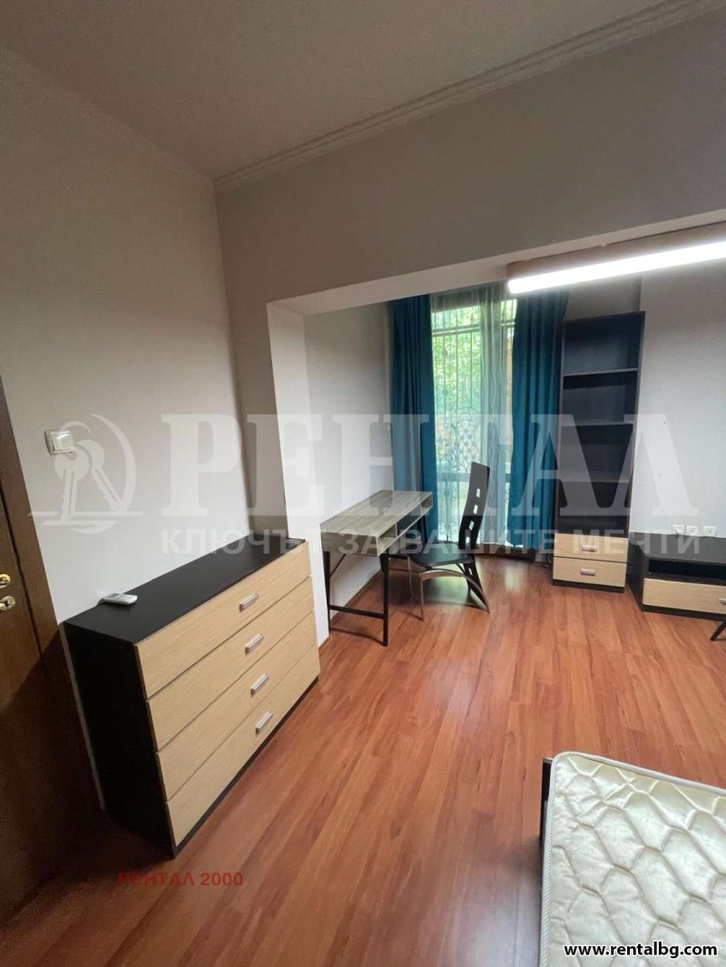 В аренду  2 спальни Пловдив , Център , 110 кв.м | 60567529 - изображение [12]