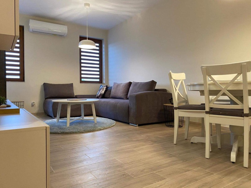 K pronájmu  2 ložnice Plovdiv , Karšijaka , 90 m2 | 65749260