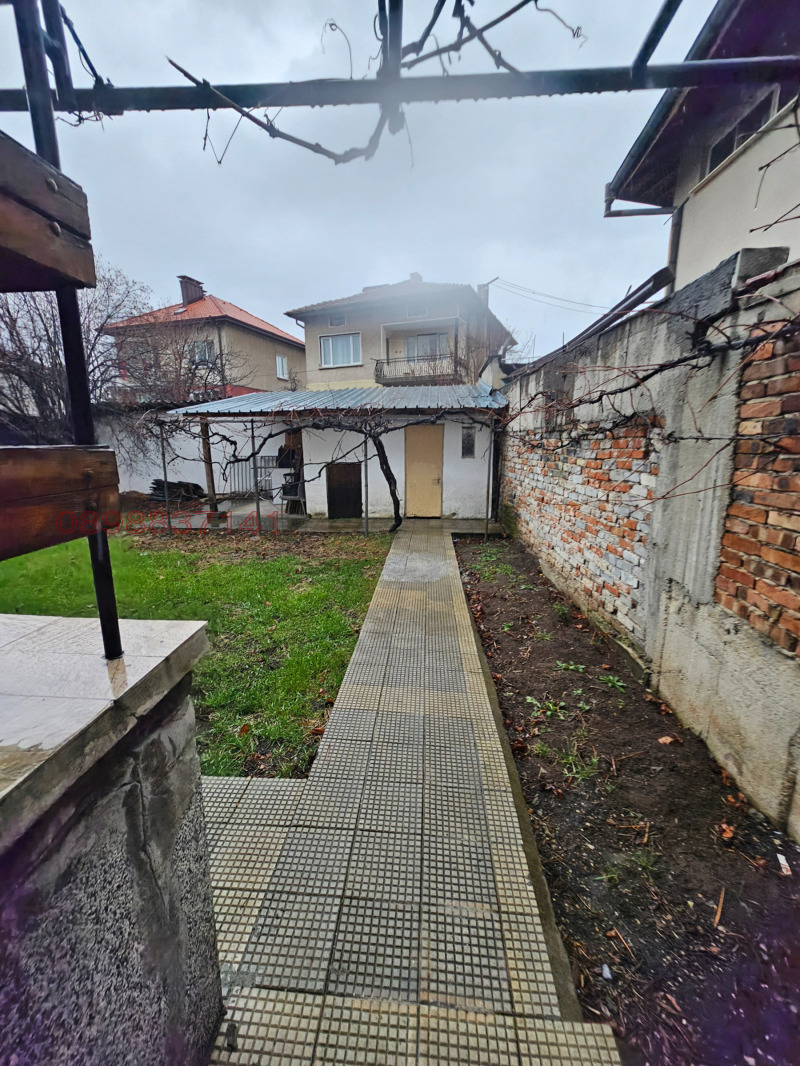 Дава под наем КЪЩА, гр. Божурище, област София област, снимка 5 - Къщи - 53031547