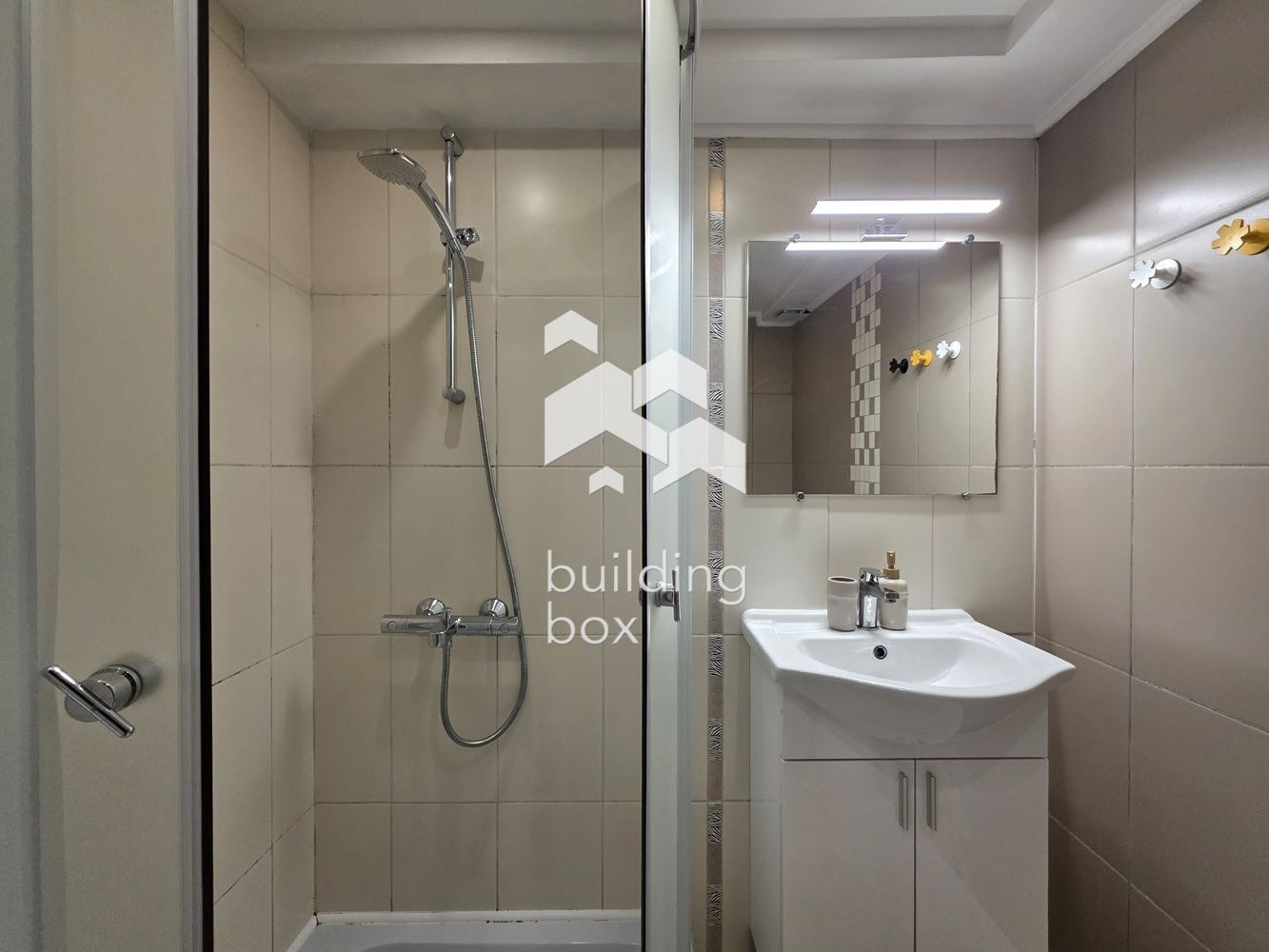 Дава под наем 3-СТАЕН, гр. София, Център, снимка 13 - Апартаменти - 53855193