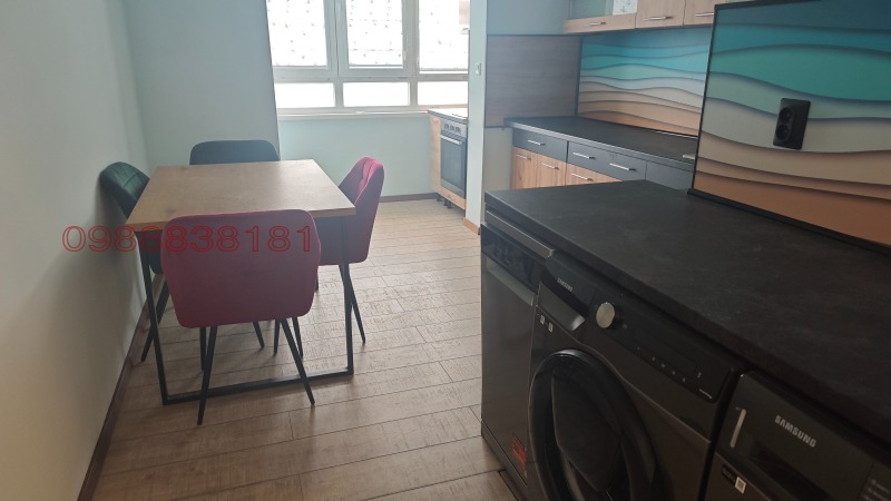 Дава под наем 3-СТАЕН, гр. София, Лагера, снимка 3 - Апартаменти - 52780073