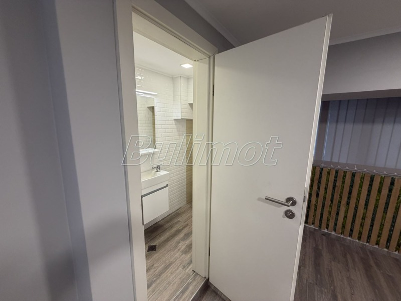 Дава под наем ОФИС, гр. Варна, Колхозен пазар, снимка 9 - Офиси - 53087302