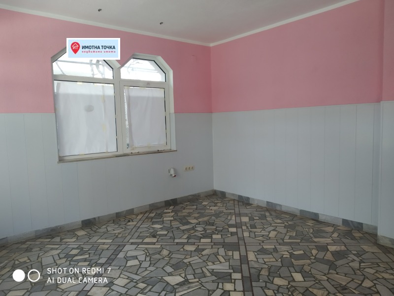 Дава под наем МАГАЗИН, гр. Асеновград, област Пловдив, снимка 4 - Магазини - 52205787