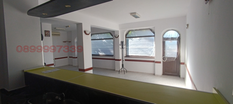 Дава под наем ЗАВЕДЕНИЕ, гр. Пловдив, Христо Смирненски, снимка 4 - Заведения - 53039723