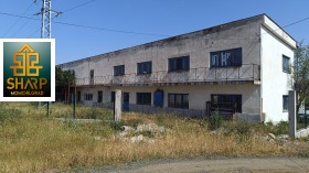 Industrie gebouw Momtsjilgrad, regio Kardzjali 1