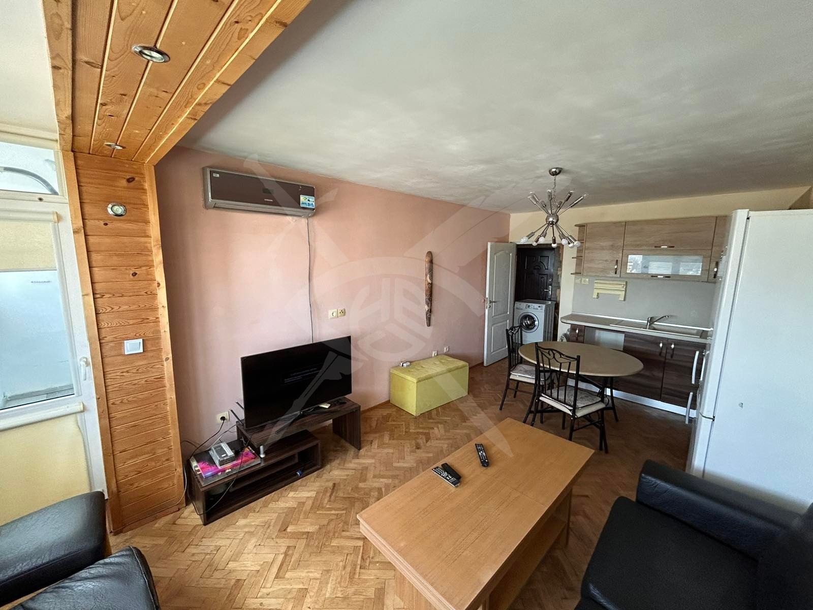 Дава под наем 3-СТАЕН, гр. Бургас, Славейков, снимка 2 - Апартаменти - 53951741