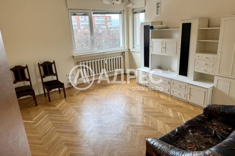 Дава под наем МНОГОСТАЕН, гр. София, Гео Милев, снимка 11 - Апартаменти - 52551260