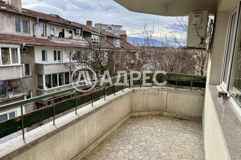 Дава под наем МНОГОСТАЕН, гр. София, Гео Милев, снимка 8 - Апартаменти - 52551260