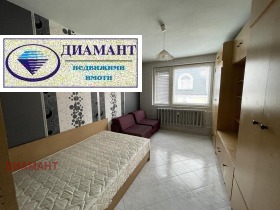 3-стаен град Русе, Център 6