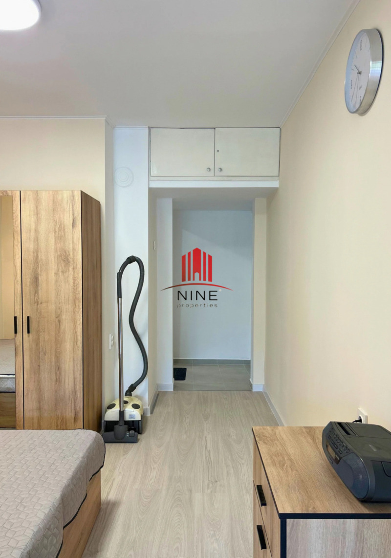 Kiadó  Stúdió Sofia , Bankja , 35 négyzetméter | 80412293 - kép [8]