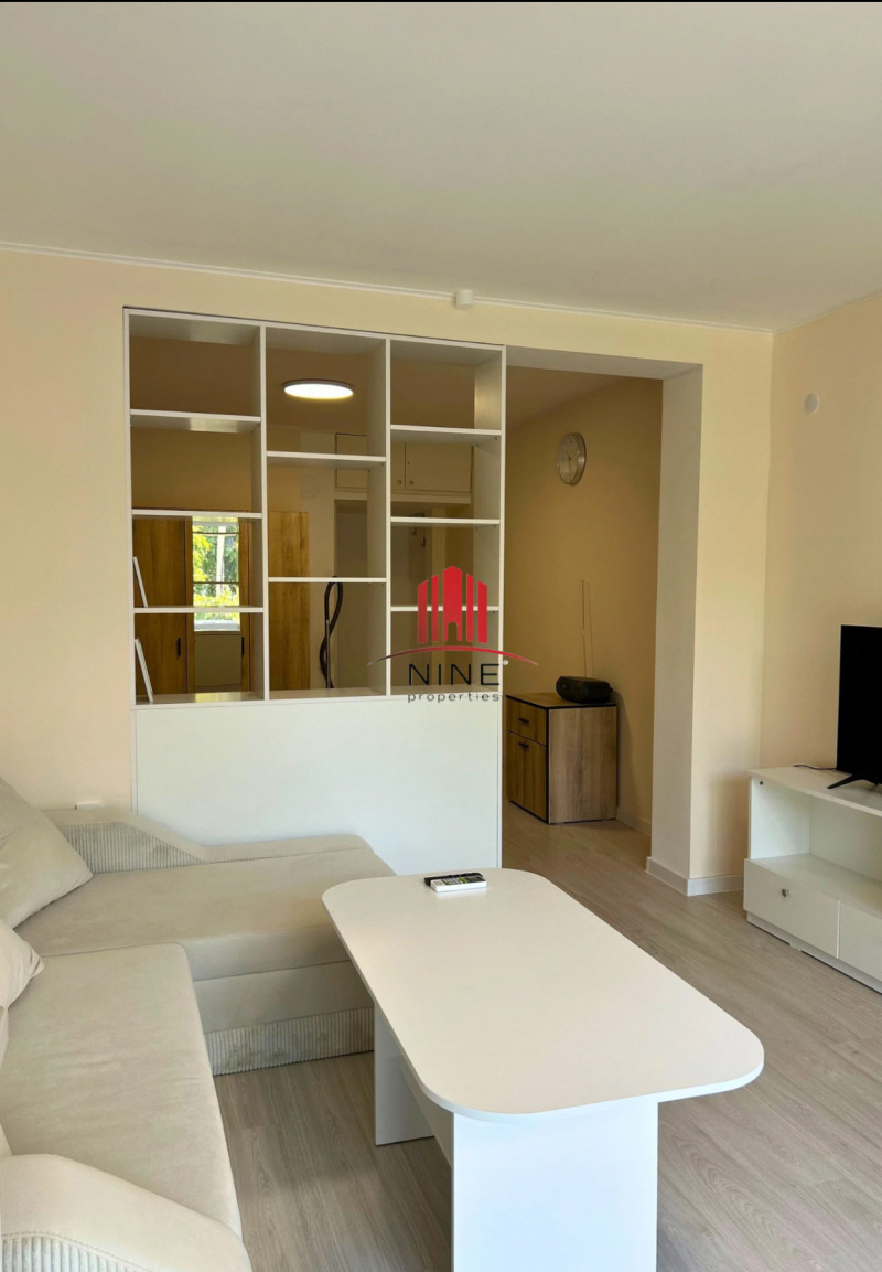 Kiadó  Stúdió Sofia , Bankja , 35 négyzetméter | 80412293 - kép [5]