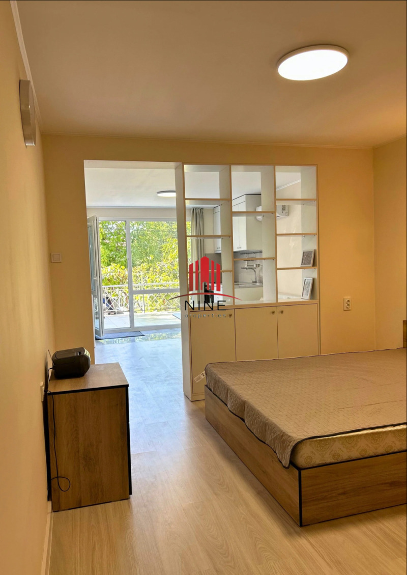 Kiadó  Stúdió Sofia , Bankja , 35 négyzetméter | 80412293 - kép [7]