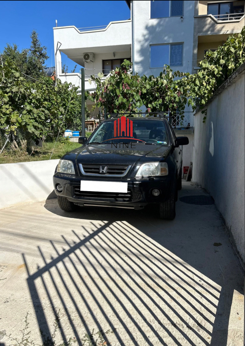 Kiadó  Stúdió Sofia , Bankja , 35 négyzetméter | 80412293 - kép [12]