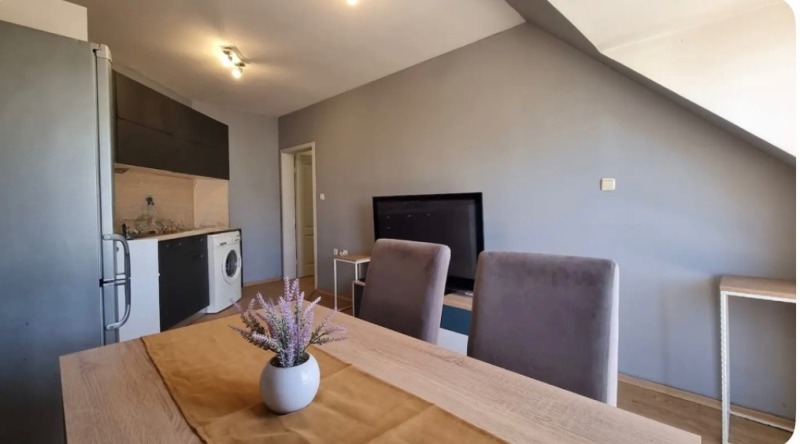 K pronájmu  1 ložnice Varna , Zavod Družba , 70 m2 | 84529111