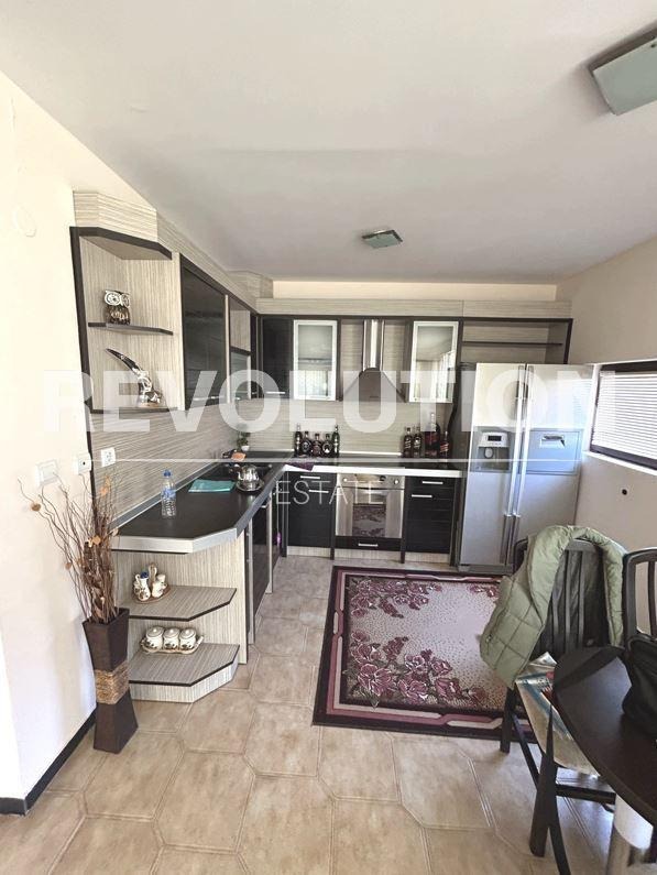 K pronájmu  Dům Varna , k.k. Zlatni pjasaci , 360 m2 | 16282645 - obraz [2]