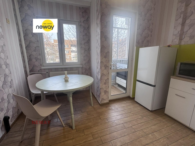 Дава под наем 3-СТАЕН, гр. Плевен, Идеален център, снимка 12 - Апартаменти - 53159047