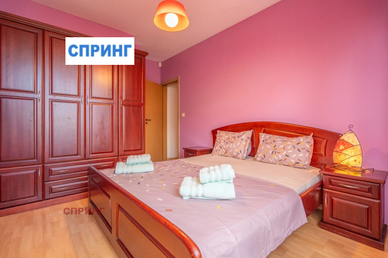 Издаје се  1 спаваћа соба Софија , Центар , 65 м2 | 92711773 - слика [4]