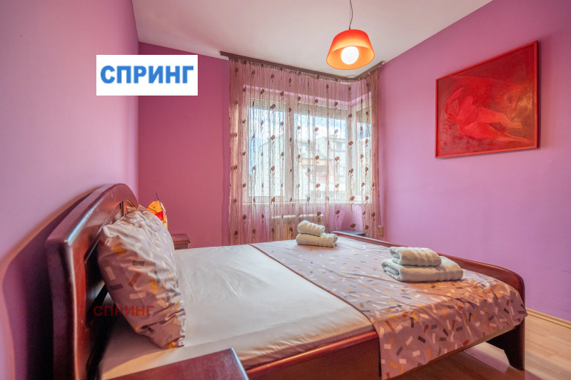 Издаје се  1 спаваћа соба Софија , Центар , 65 м2 | 92711773 - слика [2]