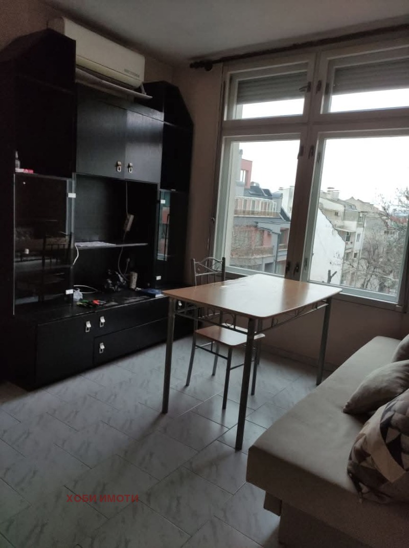 Til leje  1 soveværelse Plovdiv , Kamenitsa 1 , 62 kvm | 87842409 - billede [11]