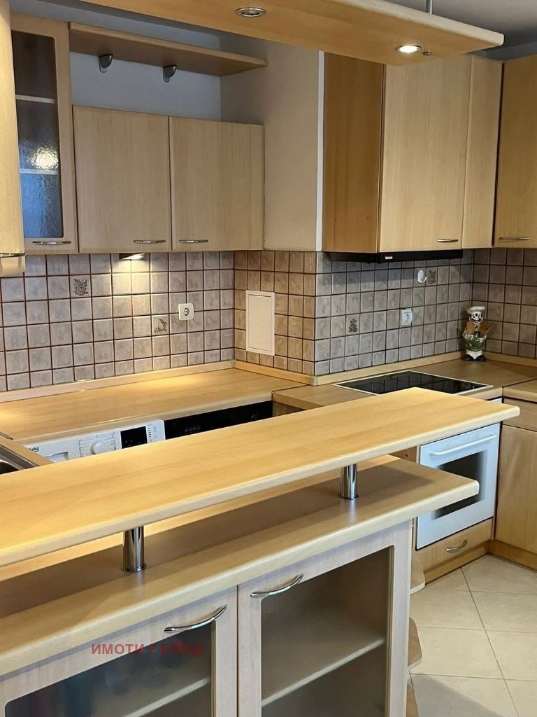 För uthyrning  1 sovrum Sofia , Slatina , 70 kvm | 60993644 - bild [2]