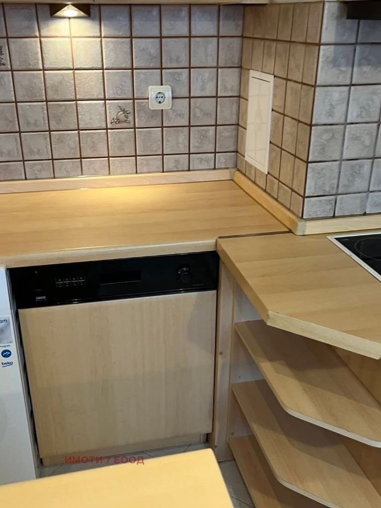 För uthyrning  1 sovrum Sofia , Slatina , 70 kvm | 60993644 - bild [3]