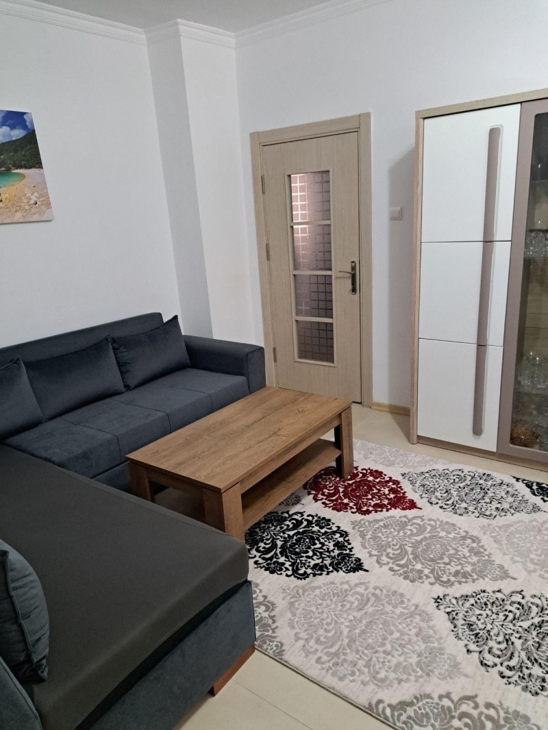 Para alugar  1 quarto Plovdiv , Gagarin , 80 m² | 79915533 - imagem [2]