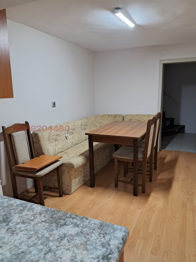 Дава под наем 3-СТАЕН, гр. Добрич, Център, снимка 3 - Апартаменти - 52784881