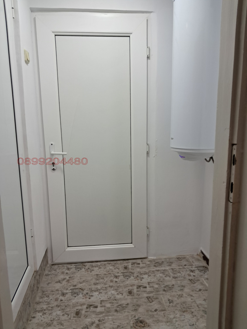 Дава под наем 3-СТАЕН, гр. Добрич, Център, снимка 15 - Апартаменти - 52784881