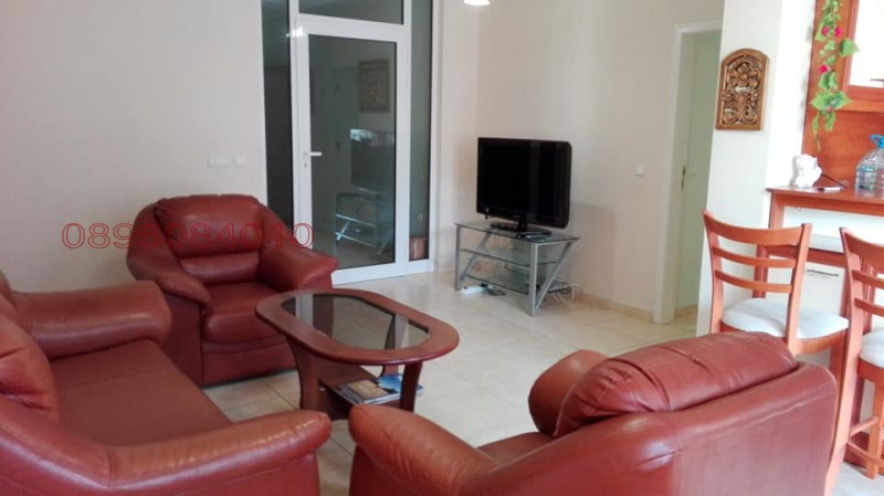 Дава под наем 3-СТАЕН, гр. Русе, Център, снимка 4 - Апартаменти - 52801102